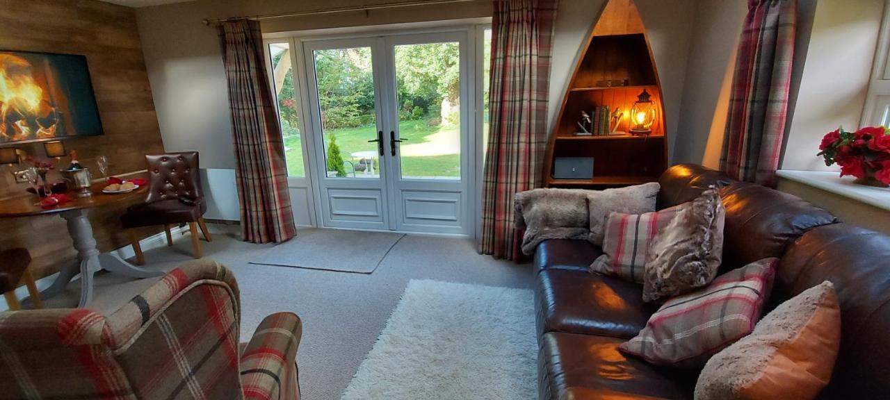 Glyn Isa Country House B&B And Self Catering Apartments Conwy Exterior photo