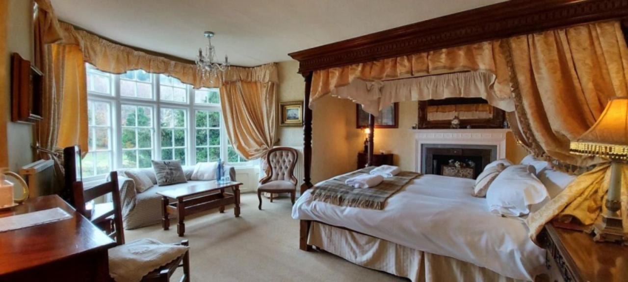 Glyn Isa Country House B&B And Self Catering Apartments Conwy Exterior photo